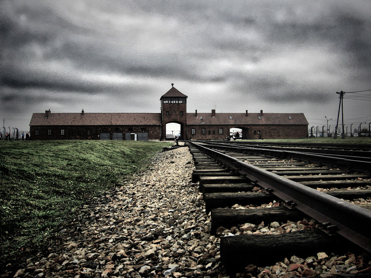 Auschwitz non finisce mai Gabriele Nissim